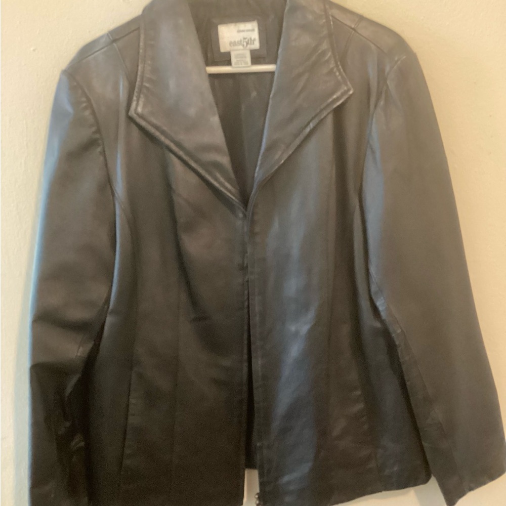 East 5th Women's Sleek Black Leather Jacket